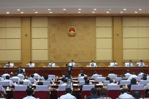 河南省十二届人大常委会第二次会议闭幕